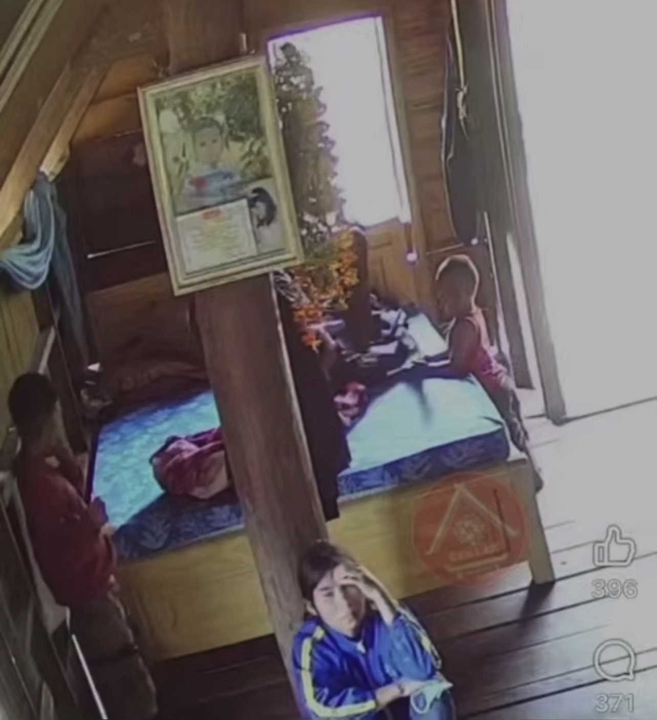 Ảnh thu nhỏ của Ông bố t/ác độ/ng con gi/ã m/an